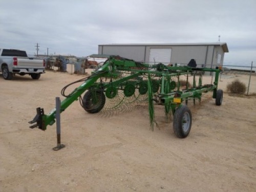 Frontier WR1212C hay rake