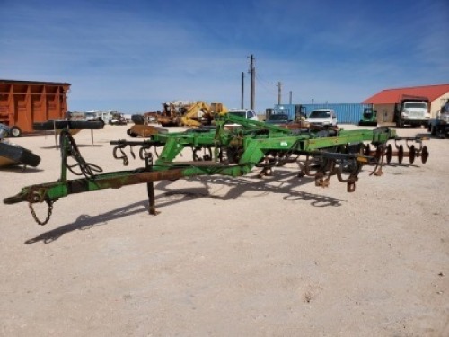 18Ft John Deere 510 Disk Ripper