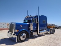 2005 Peterbilt 379 Semi Truck