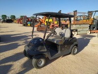 Club Car Electric Gold Cart ( Needs Batteries)