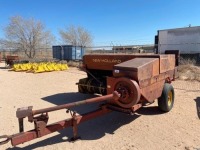 New Holland 315 Baler