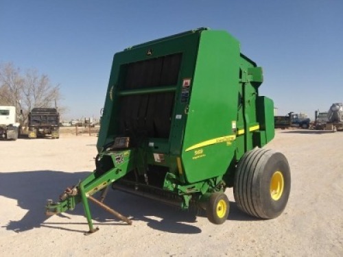 John Deere 569 Mega Wide Plus Round Baler