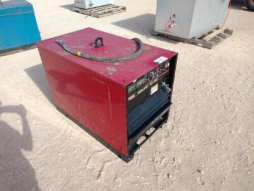 Lincoln Electric Idealarc DC-1000 Welder