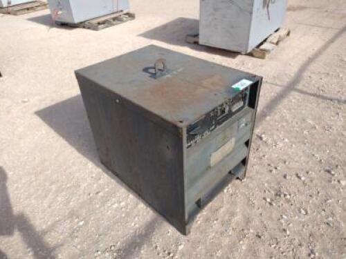 Lincoln Idealarc R3R-400 Welder