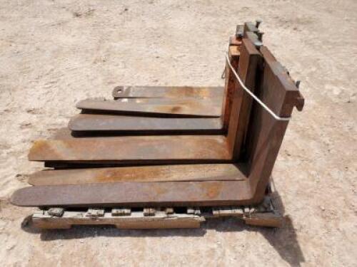 (5) Sets Forklift Forks