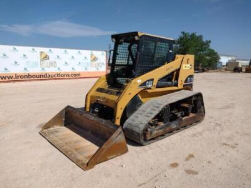 CAT 277B Skid Steer