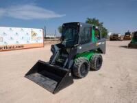 2011 John Deere 318D Skid Steer