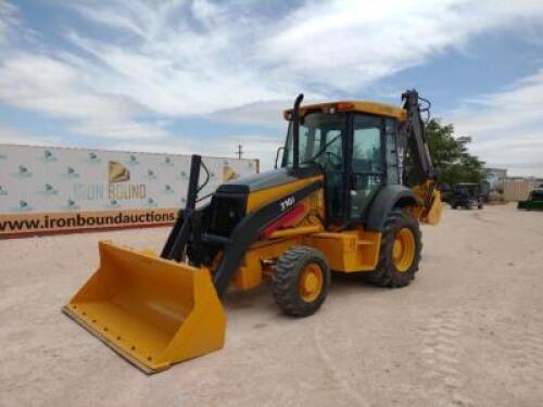 John Deere 310J Backhoe