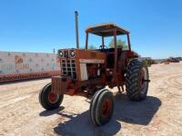 International 986 Tractor