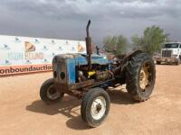 Ford 2000 Tractor