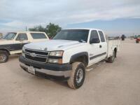 2006 Chevy 2500HD Pickup with Service Bed