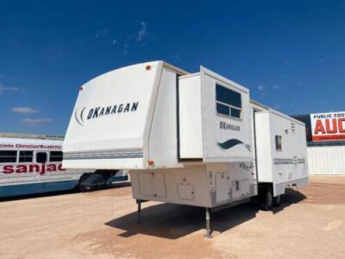 2004 Okanagan Camping Trailer