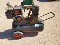 Air Compressor with Briggs & Stratton Motor