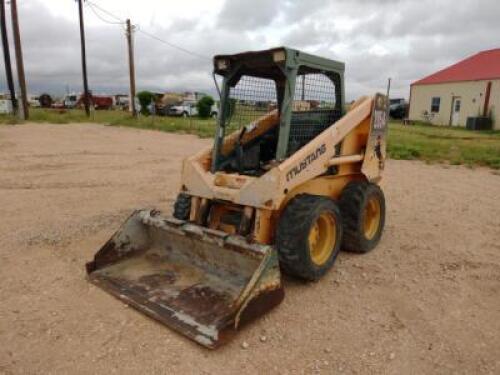 Mustang 2054 Skid Steer Loader