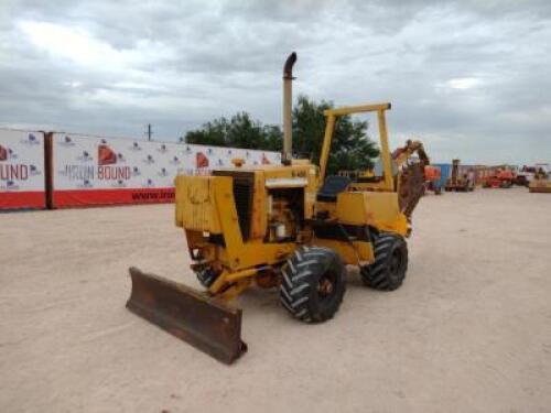 Vermeer V-450 Trencher