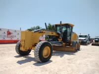 2011 John Deere 872 Motor Grader