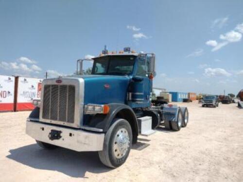 2010 Peterbilt 367 Truck Tractor