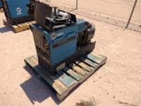 Miller Bobcat 225G Welder