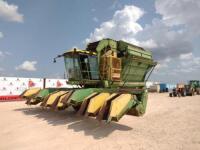 John Deere 7440 Cotton Stripper