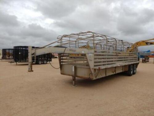 80"x24Ft 2006 Titan Livestock Trailer