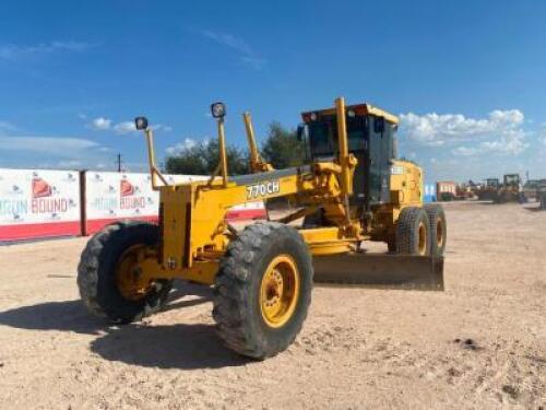 2004 John Deere 770CH Motor Grader