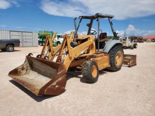 Case 570 XLT Skip Loader