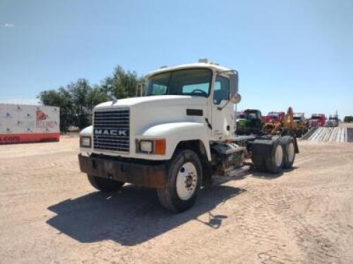 2004 Mack CH613 Truck Tractor