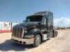 2011 Peterbilt Semi Truck Tractor