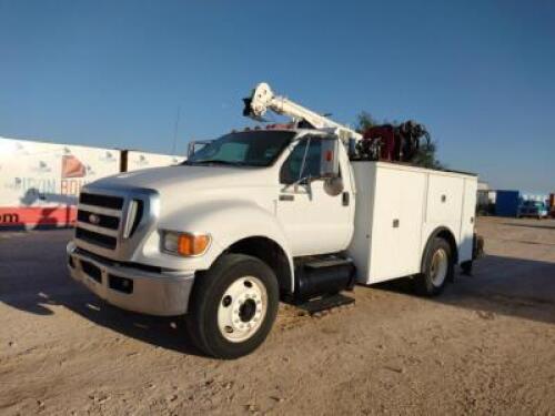 2012 Ford F-650 Service Truck with Stellar 7621 Crane