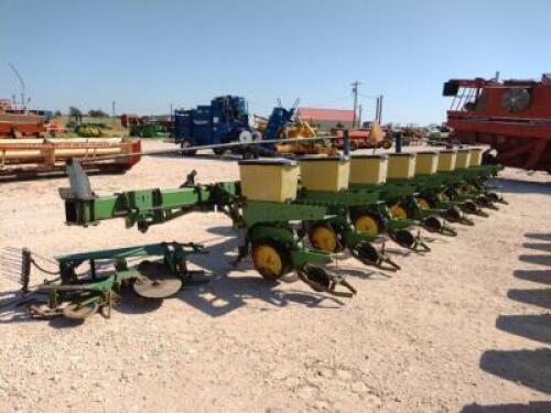 John Deere 7300 8 Row Planter with (2) Extra Units