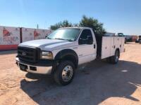 2005 Ford F-550 Pickup Truck