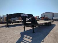 2012, 96" x 32 Ft Texas Bragg Gooseneck Trailer