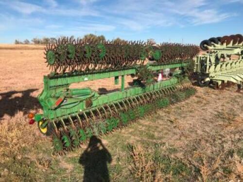 40FT JOHN DEERE 400 ROTARY HOE