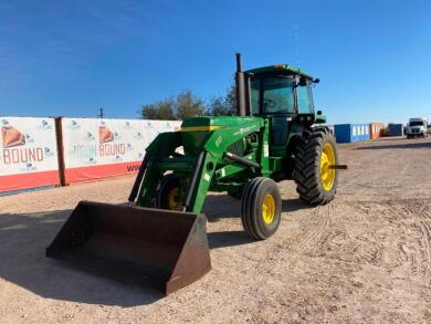 John Deere 4440 Tractor with Front end Loader