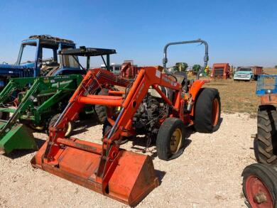 Kubota L3830D Tractor