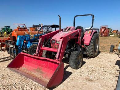 Mahindra Tractor