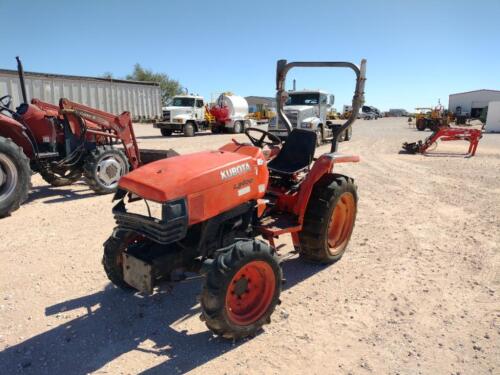 Kubota L3400 Tractor