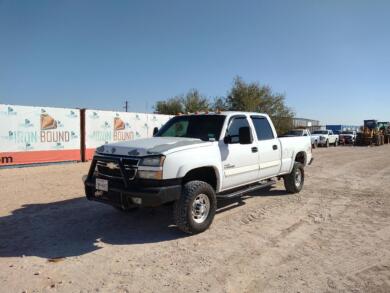 *2006 Chevrolet 2500 Pickup Truck