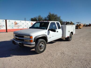 ~1998 Chevrolet K3500 Pickup Truck