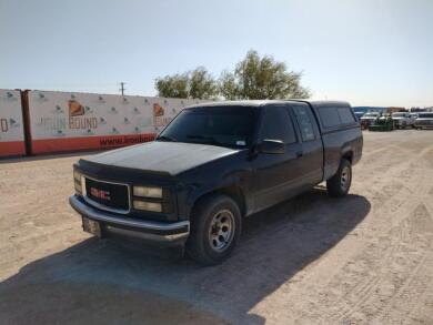 *1996 GMC 1500 Pickup with Camper Shell