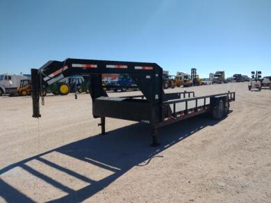 *2009 Maxey Gooseneck Trailer with Side Rails