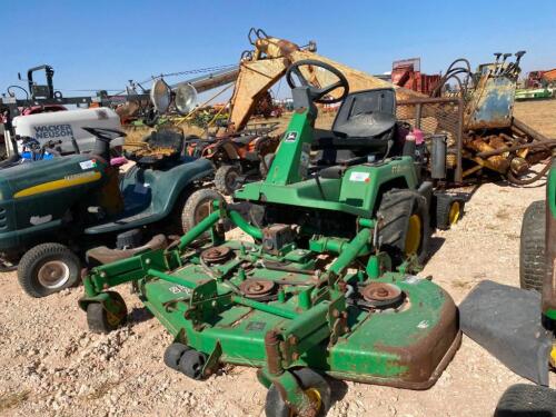 John Deere F735 Mower