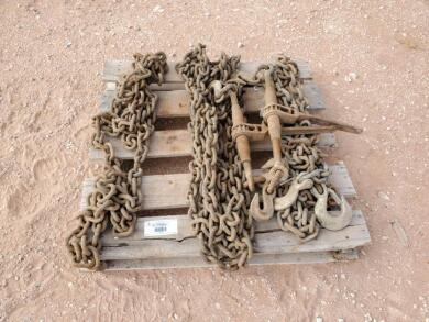 Lot of heavy duty chains (2) ratchet binders