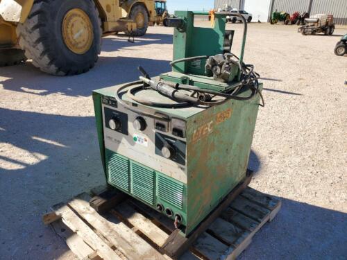 L-TEC VI-252 Wire Welder with Wire Feeder