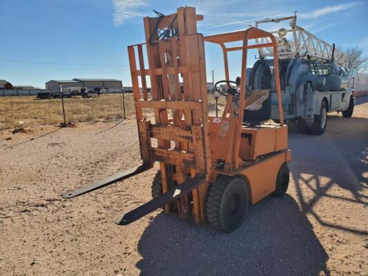 Baker FJF025 Forklift