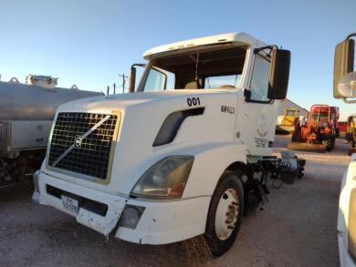 Volvo Day Cab Truck