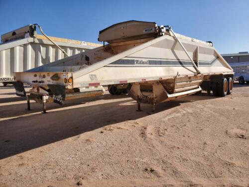 *1995 Midland MG40 Clam Belly Dump Trailer