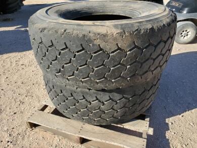 (2) Bridgestone Tires 445/65 R 22.5