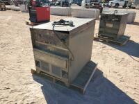 Lincoln Idealarc R3S 400 Welder