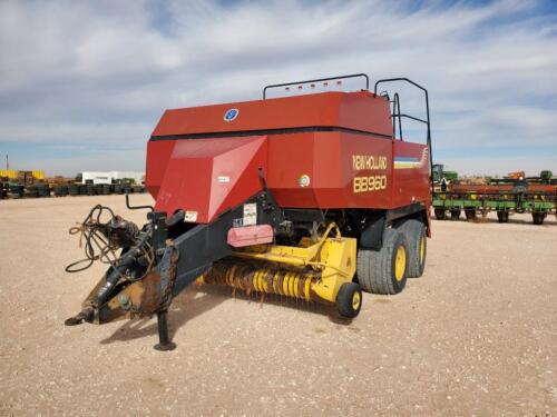 New Holland BB960 Square Baler